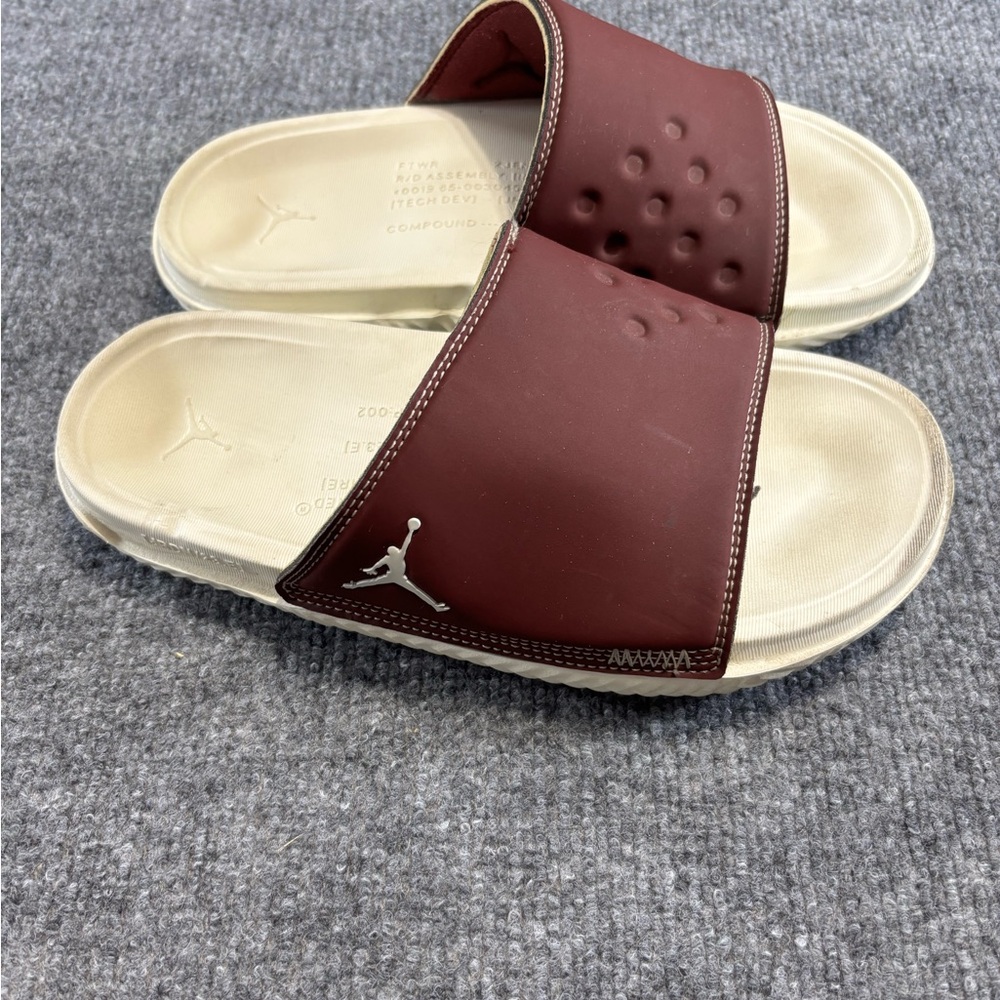 Jordan Burgundy and Beige Slides Men’s Size 8